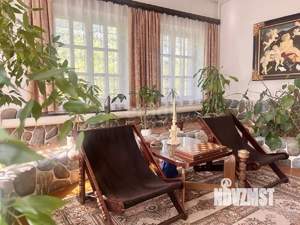 Дом 481м², 4-этажный, участок 6 сот.  