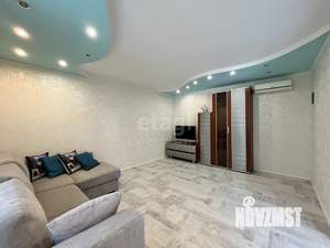 Дом 230м², 3-этажный, участок 14 сот.  