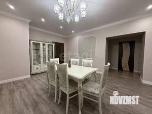 Дом 399м&sup2;, 3-этажный, участок 7 сот.  