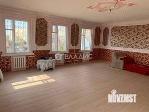 Дом 353м², 2-этажный, участок 10 сот.  