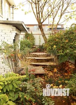 Дом 320м², 2-этажный, участок 17 сот.  