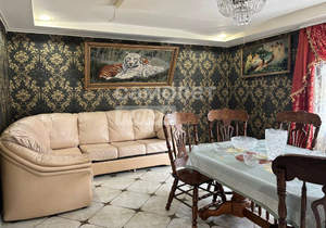 Дом 190м², 2-этажный, участок 10 сот.  