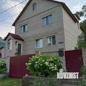 Дом 286м², 3-этажный, участок 12 сот.  