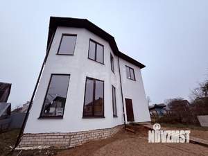 Дом 242м&sup2;, 2-этажный, участок 6 сот.  