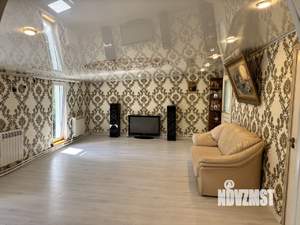 Коттедж 190м², 2-этажный, участок 10 сот.  