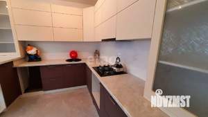 Дом 220м², 2-этажный, участок 6 сот.  