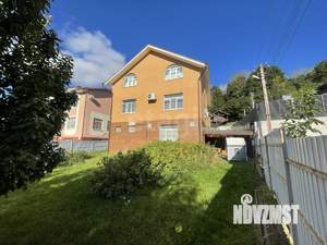 Дом 284м², 2-этажный, участок 6 сот.  