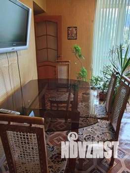 Коттедж 280м², 2-этажный, участок 8 сот.  