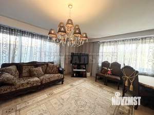 Коттедж 270м², 2-этажный, участок 11 сот.  