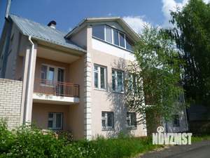 Дом 350м², 3-этажный, участок 13 сот.  