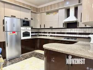 Дом 372м², 3-этажный, участок 7 сот.  