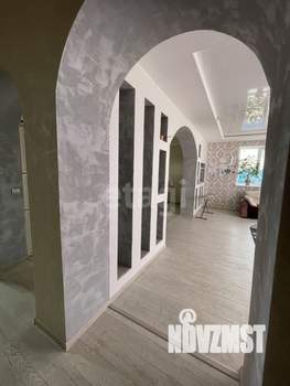 Дом 300м², 2-этажный, участок 12 сот.  