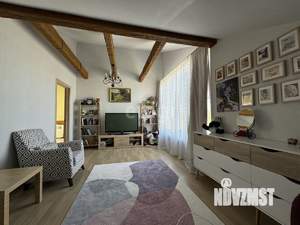 Дом 172м², 2-этажный, участок 10 сот.  
