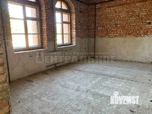 Коттедж 780м², 3-этажный, участок 11 сот.  