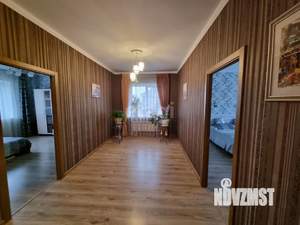 Дом 208м², 2-этажный, участок 7 сот.  