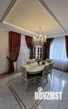 Дом 320м², 3-этажный, участок 8 сот.  