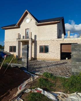 Дом 200м², 2-этажный, участок 10 сот.  