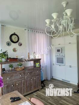 Дом 260м², 2-этажный, участок 14 сот.  