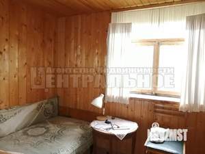 Дом 50м², 2-этажный, участок 9 сот.  