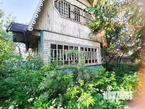 Дом 30м², 2-этажный, участок 8 сот.  