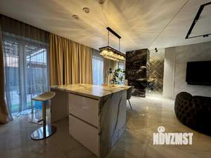 Таунхаус 180м&sup2;, 3-этажный, участок 3 сот.  