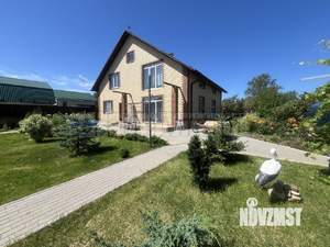 Дом 301м², 2-этажный, участок 12 сот.  