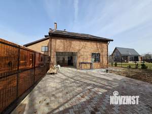 Таунхаус 200м², 3-этажный, участок 6 сот.  