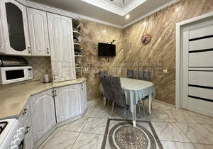 Дом 150м², 2-этажный, участок 6 сот.  