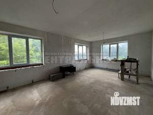 Коттедж 250м², 2-этажный, участок 8 сот.  