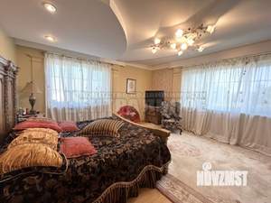 Коттедж 270м², 2-этажный, участок 11 сот.  