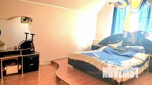 Дом 225м², 2-этажный, участок 6 сот.  