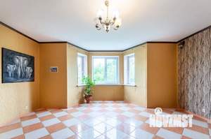 Коттедж 298м&sup2;, 3-этажный, участок 12 сот.  