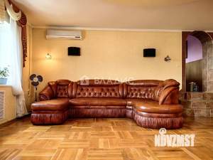 Дом 410м², 2-этажный, участок 10 сот.  