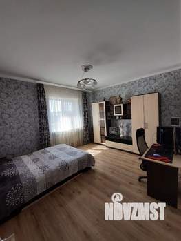 Коттедж 210м², 2-этажный, участок 7 сот.  