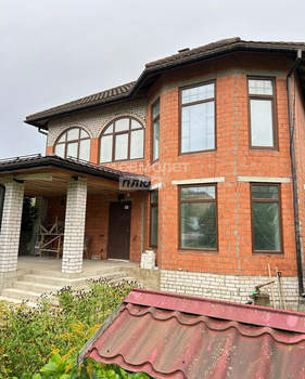 Дом 218м², 2-этажный, участок 5 сот.  