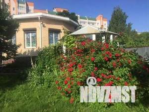 Коттедж 300м², 2-этажный, участок 9 сот.  