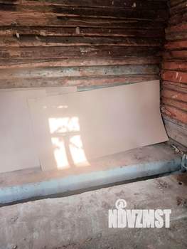 Дом 25м², 2-этажный, участок 10 сот.  