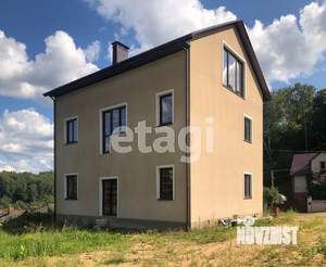 Дом 360м², 3-этажный, участок 14 сот.  