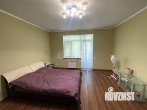 Дом 284м², 2-этажный, участок 6 сот.  