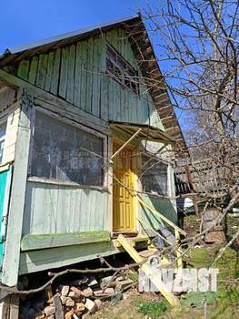 Дом 50м², 2-этажный, участок 6 сот.  