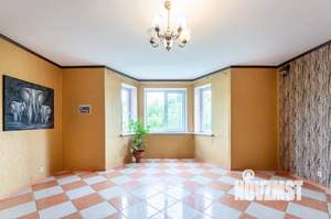 Коттедж 298м², 3-этажный, участок 18 сот.  