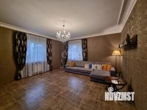 Дом 208м², 2-этажный, участок 7 сот.  