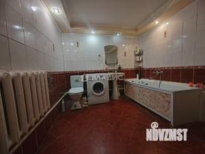 Дом 300м², 2-этажный, участок 12 сот.  
