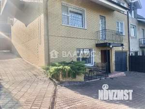 Таунхаус 260м², 3-этажный, участок 7 сот.  