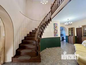 Дом 364м², 2-этажный, участок 17 сот.  