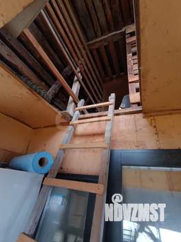 Дом 30м&sup2;, 2-этажный, участок 6 сот.  