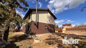 Коттедж 176м², 2-этажный, участок 11 сот.  