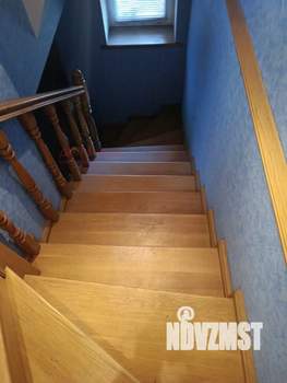 Коттедж 800м², 3-этажный, участок 9 сот.  