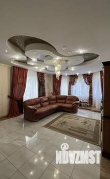 Дом 320м², 3-этажный, участок 8 сот.  