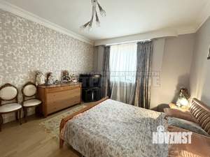 Коттедж 270м², 2-этажный, участок 11 сот.  